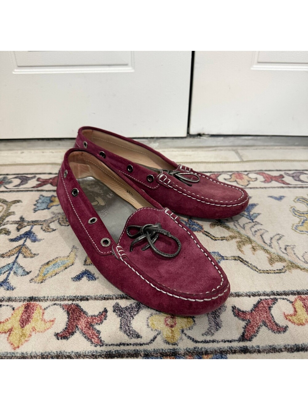 Tod's Women's 38.5 Burgundy Suede Driving Loafers Moccasins Leather Lace